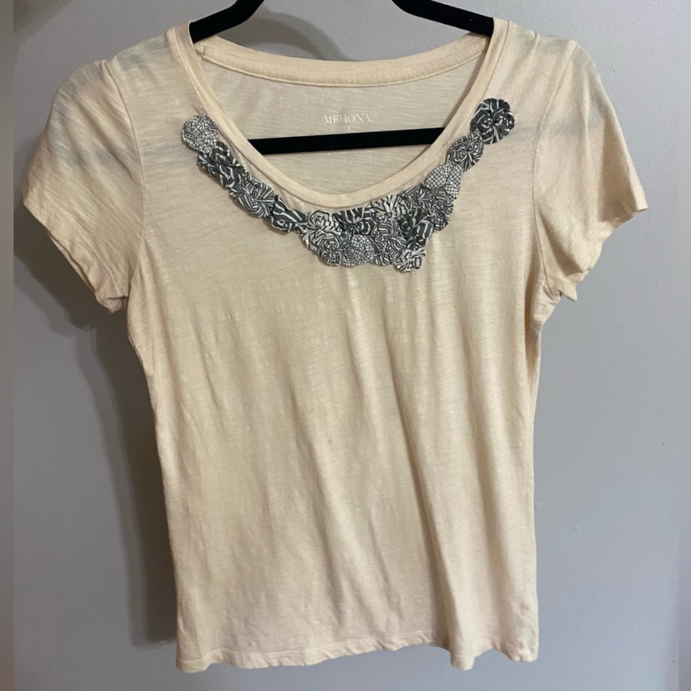 Merona T-Shirt with Gray and White Flower Accents on Neckline